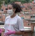 Por meio do Fazendinhando, Ester revitalizou um terreno do Jardim Colombo que era usado para descarte irregular de lixo  Foto: Léu Britto/Agência Mural