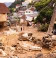 Moradores de Petrópolis e o poder público se uniram em mutirão para reconstruir o município serrano - 16/02/2022  Foto: CARLOS ELIAS JUNIOR/FOTOARENA/ESTADÃO CONTEÚDO