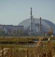 Chernobyl contém várias instalações de contenção de resíduos nucleares para evitar que materiais radioativos se espalhem  Foto: BBC News Brasil