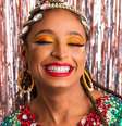Deixe a astrologia te mostrar qual é a maquiagem de Carnaval ideal para você!  Foto: Shutterstock / Alto Astral