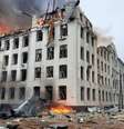 Incêndio no departamento regional de polícia de Kharkiv após bombardeio nesta quarta-feira  Foto: Ukraine Emergency Ministry 