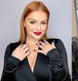 Ariel Winter, da série 'Modern Family', substituirá Demi Lovato no papel de protagonista de 'Hungry'.  Foto: Instagram/@arielwinter e @ddlovato / Estadão