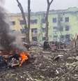 Na quarta-feira, um hospital infantil foi bombardeado em Mariupol   Foto: Reuters