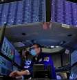 Operadores trabalham na Bolsa de Nova York, EUA
REUTERS/Brendan McDermid  Foto: Reuters