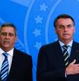 O presidente Jair Bolsonaro durante posse do general Walter Souza Braga Netto na chefia da Casa Civil em 2020; nesta segunda-feira, 21, em entrevista à Rádio Jovem Pan, o presidente deu a entender que Braga Netto deverá ser seu candidato a vice no pleito de outubro: “Vou dar mais uma dica: é de Belo Horizonte e fez escola militar”, disse o chefe do Executivo, citando características do próprio Braga Netto  Foto: Valter Campanato/Agência Brasil / Estadão