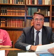 Jair Bolsonaro e Damares Alves durante live desta quinta-feira (24)  Foto: Reprodução | Facebook