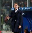 Roberto Mancini lamentou a eliminação da Itália   Foto: Guglielmo Mangiapane / Reuters