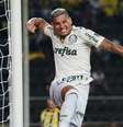 Rafael Navarro marcou os seus dois primeiros gols do Palmeiras  Foto: Manaure Quintero / Reuters