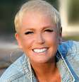 Xuxa Meneghel abriu o jogo sobre sua intimidade com os namorados famosos  Foto: Instagram/@xuxameneghel / Famosos e Celebridades