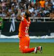 Cássio celebra em vitória do Corinthians contra o Botafogo por 3 a 1  Foto: Estadão