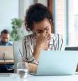 Fim do home office total impõe nova realidade aos trabalhadores  Foto: Nenetus / Adobe Stock