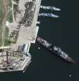Imagem de satélite mostra o cruzador de mísseis guiados Moskva, da Marinha Russa, no porto de Sebastopol, na Crimeia  Foto: Maxar Technologies