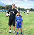 Sofia e o treinador, Rosivaldo, em treino  Foto: Arquivo pessoal