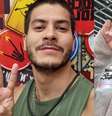 A final do BBB22 está acirrada entre Arthur Aguiar e Paulo André  Foto: Instagram/@bbb / Famosos e Celebridades