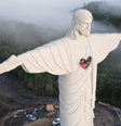Estátua do Cristo Protetor, em Encantado (RS), tem 43,5 metros de altura  Foto: EMERSON EDSON RÜCKERT