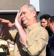 O pré-candidato à presidência da República pelo PDT, Ciro Gomes, bate boca com apoiadores do presidente Jair Bolsonaro, na tarde desta quinta-feira ( 28)  Foto: ESTADÃO CONTEÚDO