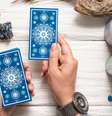 Entenda como a jornada do tarot pode contribuir na superação de desafios e para compreender melhor os caminhos que a vida segue – Shutterstock  Foto: João Bidu