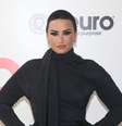 Demi Lovato, que é não-binário, voltou a aceitar ser chamada também por pronomes femininos  Foto: Reuters