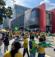 Apoiadores do presidente Jair Bolsonaro (PL) se reuniram na tarde deste domingo, 1, na Avenida Paulista  Foto: Renato Vasconcelos/Estadão