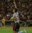 Pedro, do Flamengo, comemora seu gol durante partida contra o Altos   Foto: Aldo Carvalho/AGIF / Gazeta Press