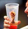 Copo de cerveja poderá custar mais de R$ 73 durante a Copa no Catar  Foto: Adam Davy / Reuters