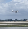 Passageiro sem experiência de voo pousa avião após piloto passar mal  Foto: Reprodução / WPBS News