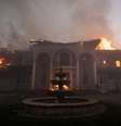Mansão sob fogo em Laguna Niguel, Califórnia  Foto: EPA / BBC News Brasil