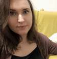 "Já tive várias crises de choro pensando no que pode acontecer com meus cachorros se eu pegar covid", diz Camila Félix  Foto: Arquivo pessoal / BBC News Brasil