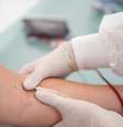 Pessoa doando sangue  Foto: Getty Images / BBC News Brasil
