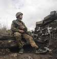 Soldado ucraniano nas proximidades da cidade de Horlivka  Foto: EPA / Ansa - Brasil