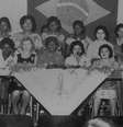 Imagem: Reprodução/Acervo FNB  Foto: Imagem mostra o Conselho Nacional de Mulheres Negras, junto à Laudelina de Campos Melo, ativista pelos direitos dos trabalhadores domésticos. / Alma Preta