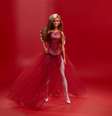 A boneca, inspirada em Laverne Cox, é a primeira Barbie trans lançada pela Mattel no mundo.  Foto: Divulgação Mattel / Estadão