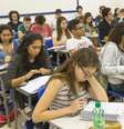 Sala de aula do 3º ano do ensino médio do Colégio Vital Brasil, na Avenida Nossa Senhora de Assunção, no bairro Vila Butantã, na zona sul de São Paulo.   Foto: Daniel Teixeira/Estadão Conteúdo