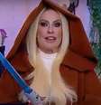 Ana Maria se vestiu como Obi-Wan Kenobi para comemorar lançamento da série  Foto: Popline