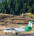 Avião da Tara Air, companhia aérea do Nepal, em foto de dezembro de 2021  Foto: Madhu Thapa/Handout / Reuters