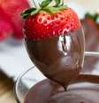Frutas vermelhas e chocolate amargo pertencem à dieta da longevidade  Foto: Shutterstock / Sport Life