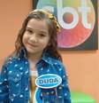 Depois de sair do SBT, atriz estrelou a série "Valentins", do canal infantil Gloob, e a novela "Verão 90", na Globo  Foto: Instagram/Duda Wendling / Pipoca Moderna