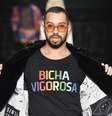 Gil do Vigor comemorou estreia na SPFW.  Foto: Twitter/@GilDoVigor / Estadão
