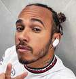 Hamilton se diverte com jogo de Ayrton Senna em Montreal  Foto: RD1