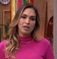 Talitha Morete pediu desculpas ao vivo após ter racismo apontado em atitude durante o 'É de Casa'  Foto: Reprodução/É de Casa/TV Globo