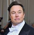 Elon Musk posa para fotos em evento  Foto: Getty Images / BBC News Brasil