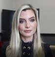 "Quanto tempo que você aceitaria ficar com o bebê na tua barriga para a gente acabar de formar ele?"  Foto: Reprodução