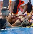 Anita Álvarez desmaiou ao final da sua apreseção no Mundial de Esportes Aquáticos de Budapeste, na Hungria  Foto: Lisa Leutner / Reuters