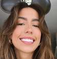 Gabi Brandt explicou que os gastos são de viagens, onde utiliza o cartão internacional.  Foto: Instagram/@gabibrandt / Famosos e Celebridades