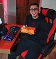 O brasileiro Gabriel Badaró foi o primeiro hóspede da mansão gamer   Foto: Reprodução