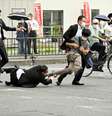Momento da prisão de Tetsuya Yamagami, autor de ataque contra Shinzo Abe  Foto: EPA / Ansa - Brasil