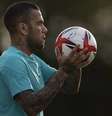 Daniel Alves saiu em defesa de Lewis Hamilton e criticou fala de racista de Nelson Piquet   Foto:  Lucas Figueiredo/CBF