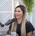 A influenciadora chegou a listar os procedimentos que fez  Foto: Reprodução/ YouTube Poccast