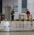 Novos estudos concluem que covid surgiu em mercado de Wuhan  Foto: Thomas Peter / Reuters