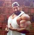 "Hulk brasileiro" ficou conhecido após dar entrevista para o Daily Mail  Foto: Reprodução/Redes sociais